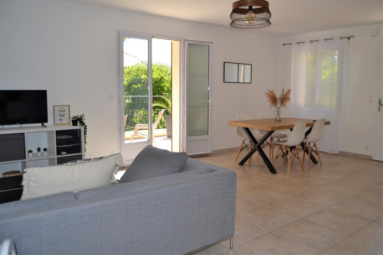 Pierrevert Une Maison En Provence מראה חיצוני תמונה